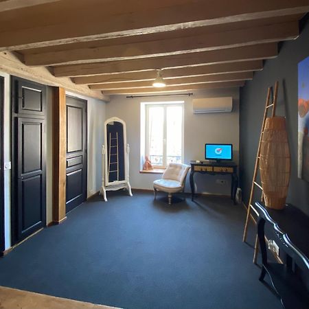 Hotel Moulin Le Fleurie Charenton-du-Cher Esterno foto