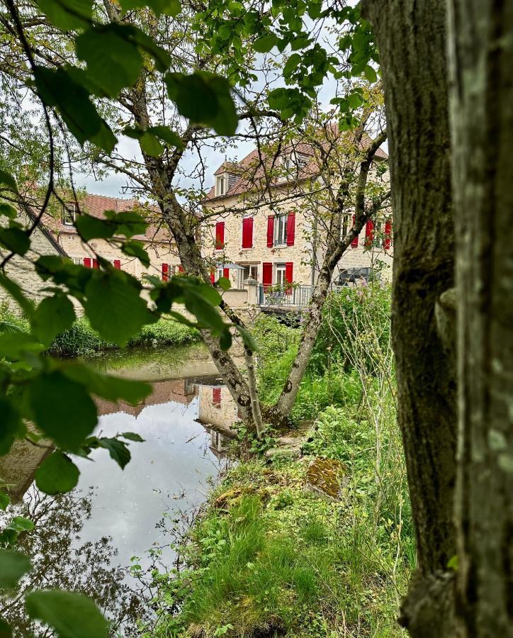 Hotel Moulin Le Fleurie Charenton-du-Cher Esterno foto