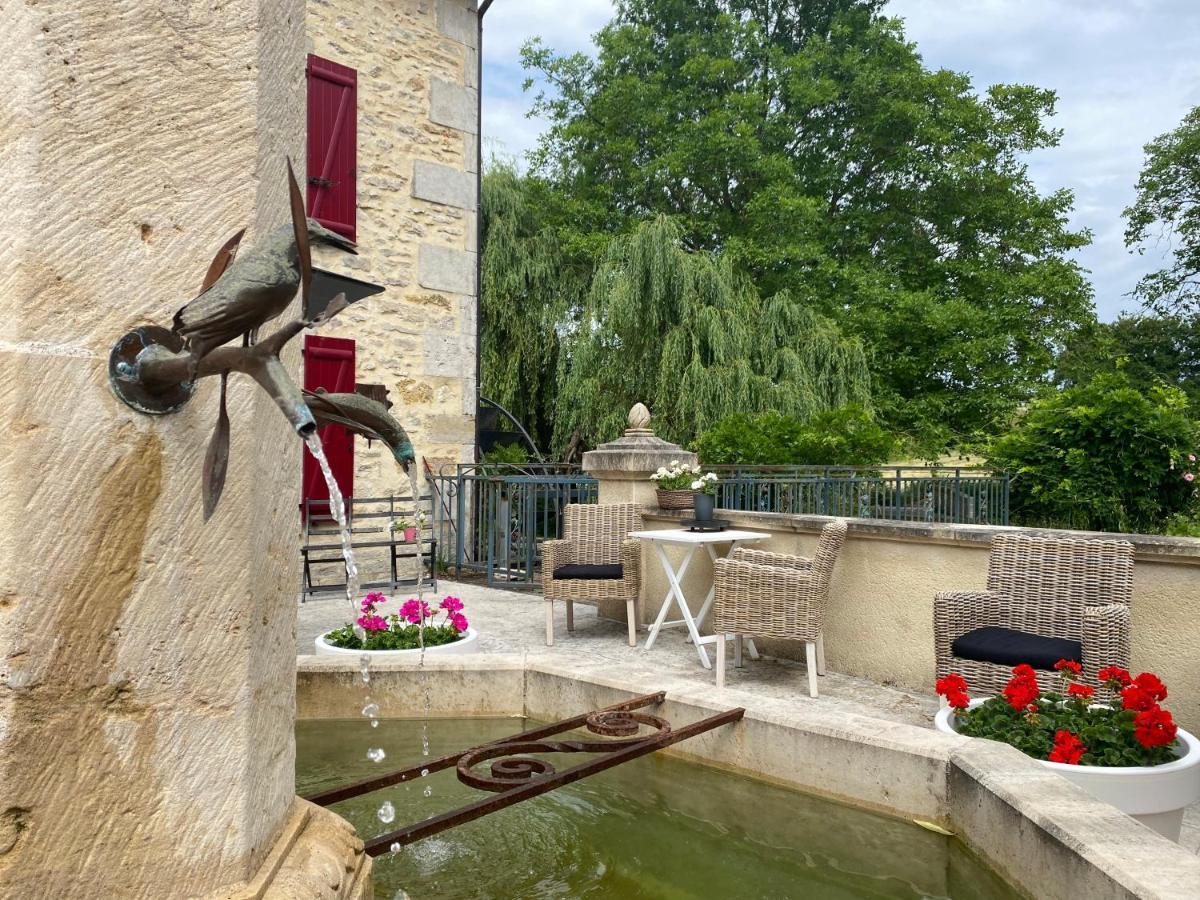 Hotel Moulin Le Fleurie Charenton-du-Cher Esterno foto