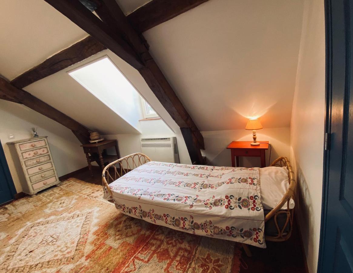 Hotel Moulin Le Fleurie Charenton-du-Cher Esterno foto