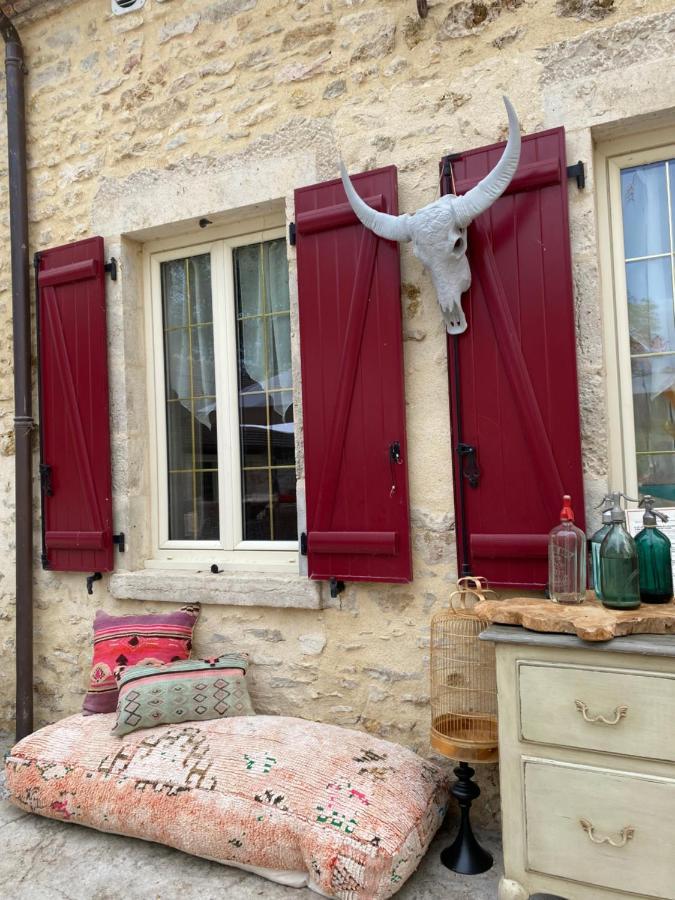 Hotel Moulin Le Fleurie Charenton-du-Cher Esterno foto