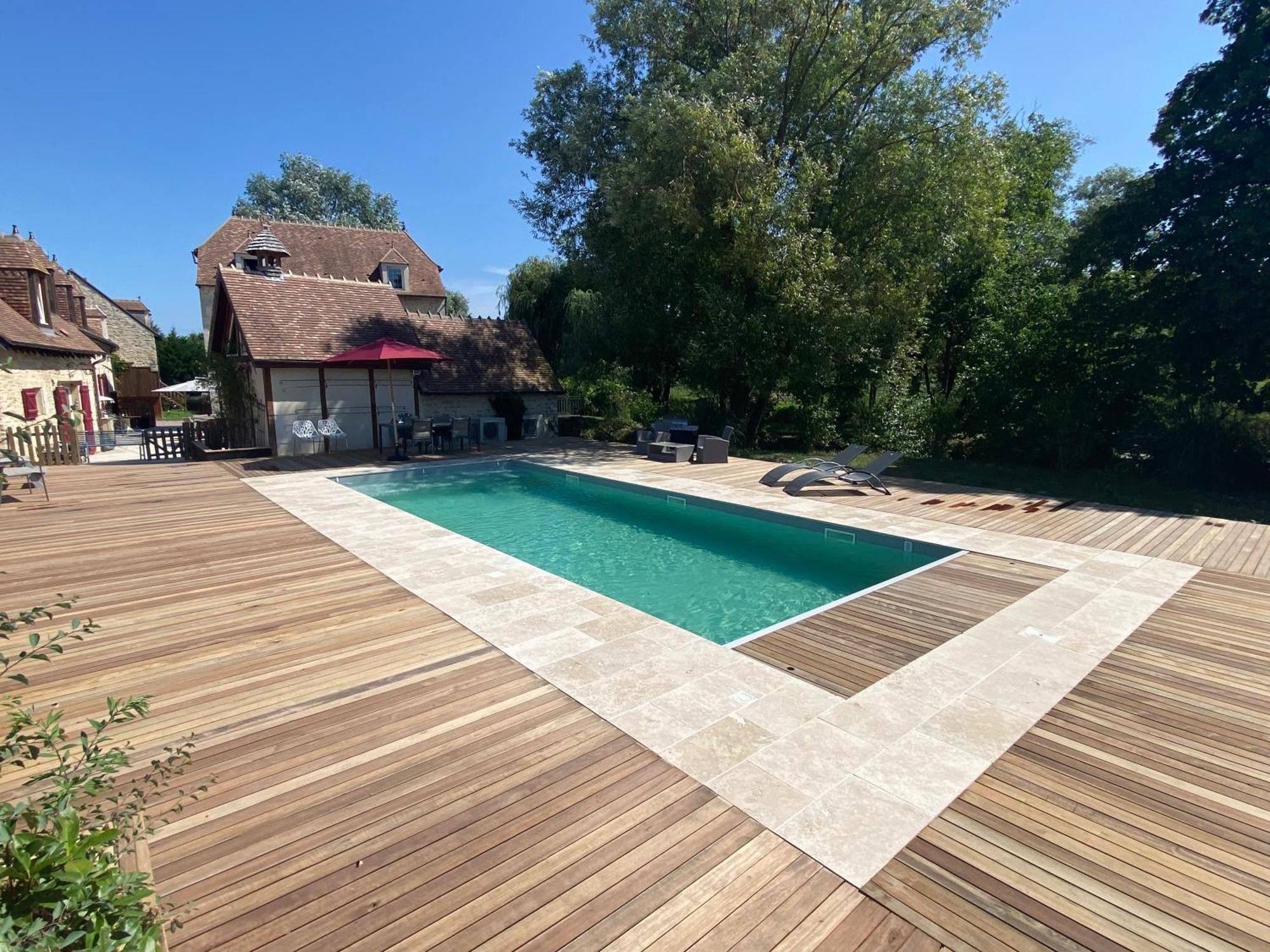 Hotel Moulin Le Fleurie Charenton-du-Cher Esterno foto