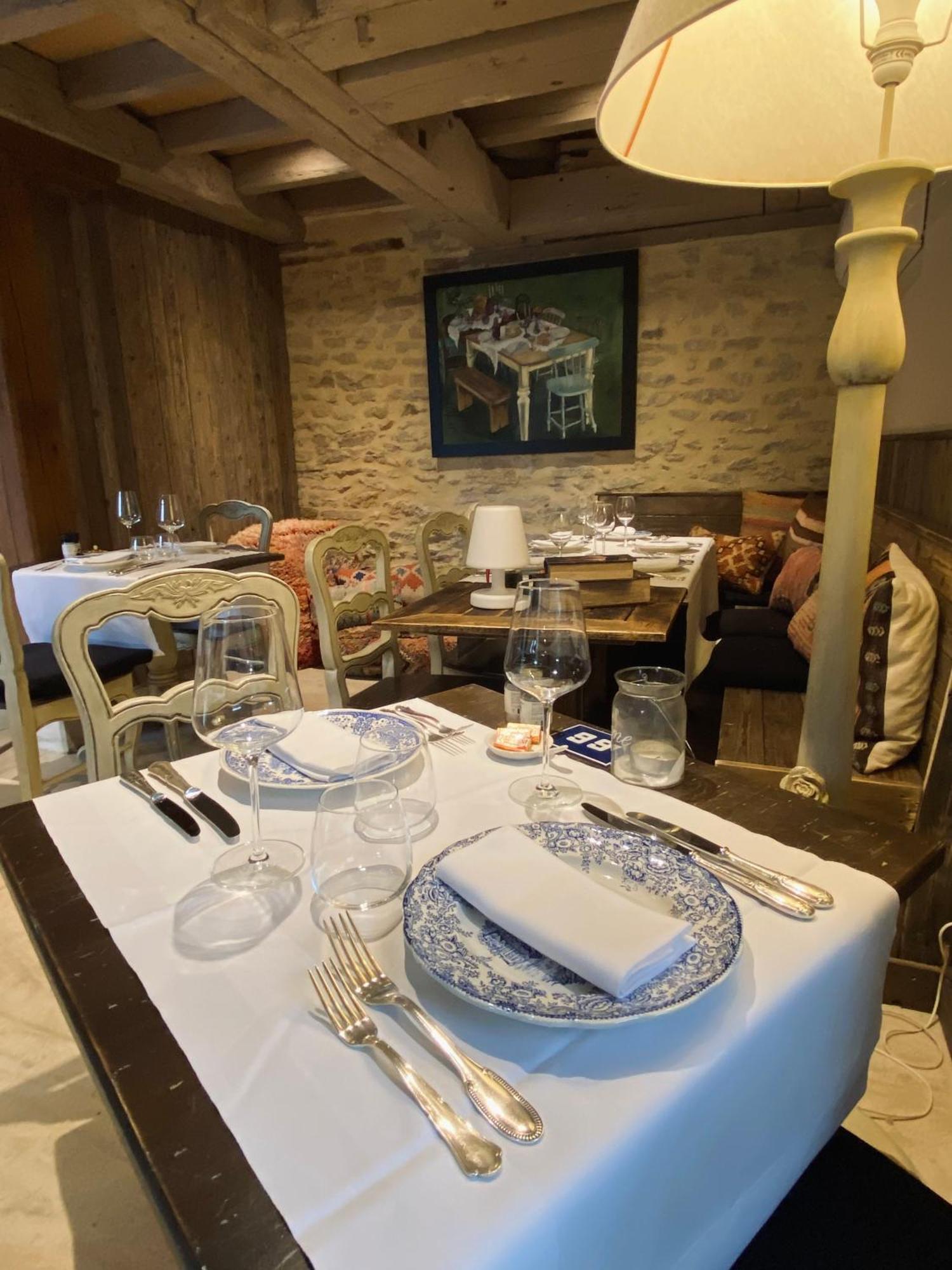 Hotel Moulin Le Fleurie Charenton-du-Cher Esterno foto