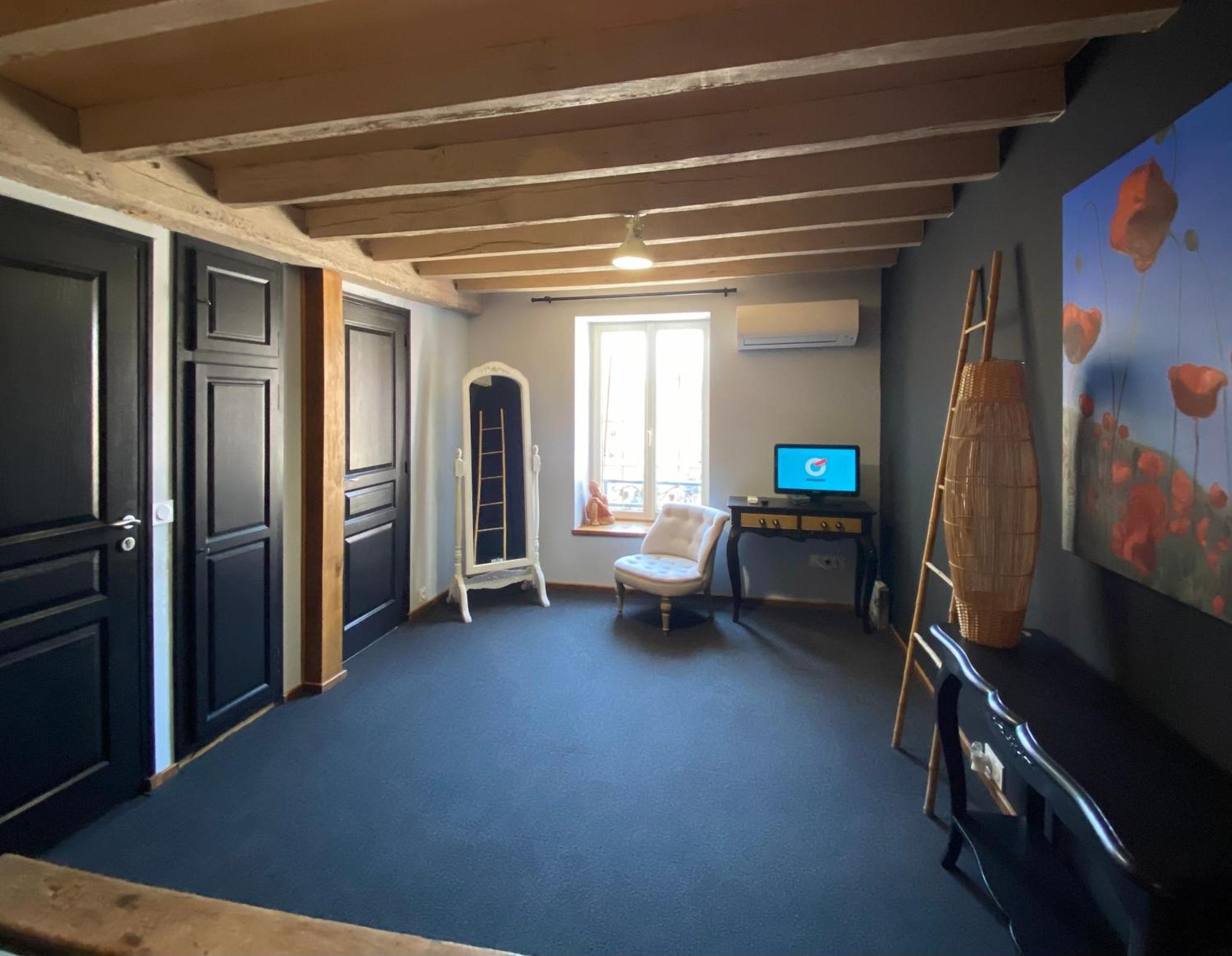 Hotel Moulin Le Fleurie Charenton-du-Cher Esterno foto